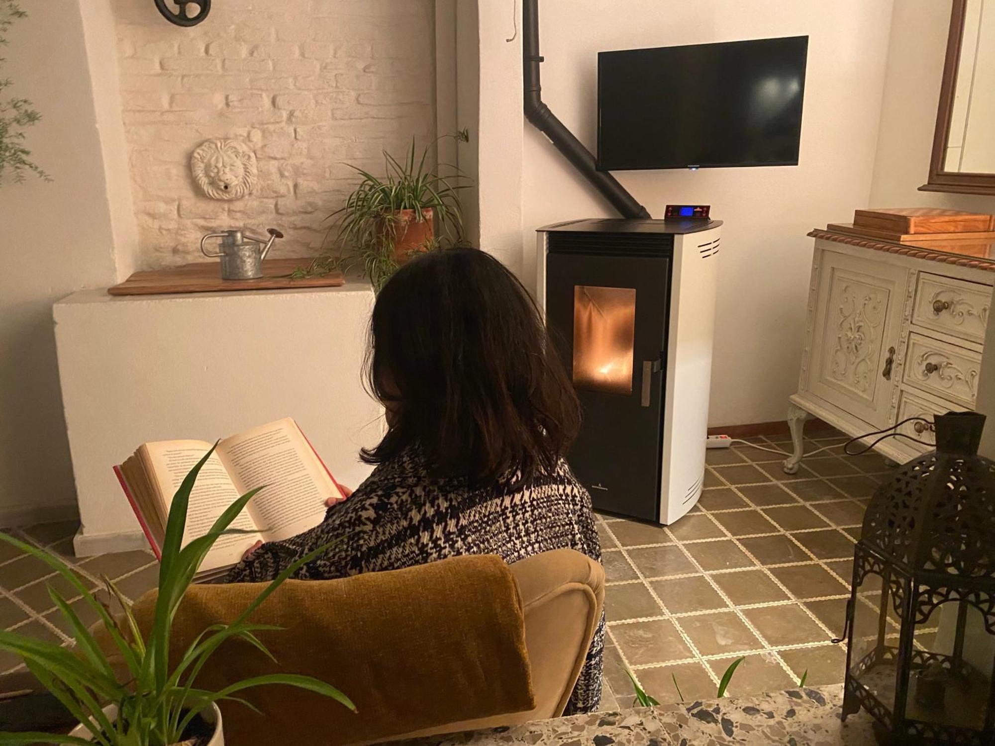 Вилла Casa Leon Blanco Carmona Reformada Centrica Con Chimenea Y Terraza Con Vistas Экстерьер фото